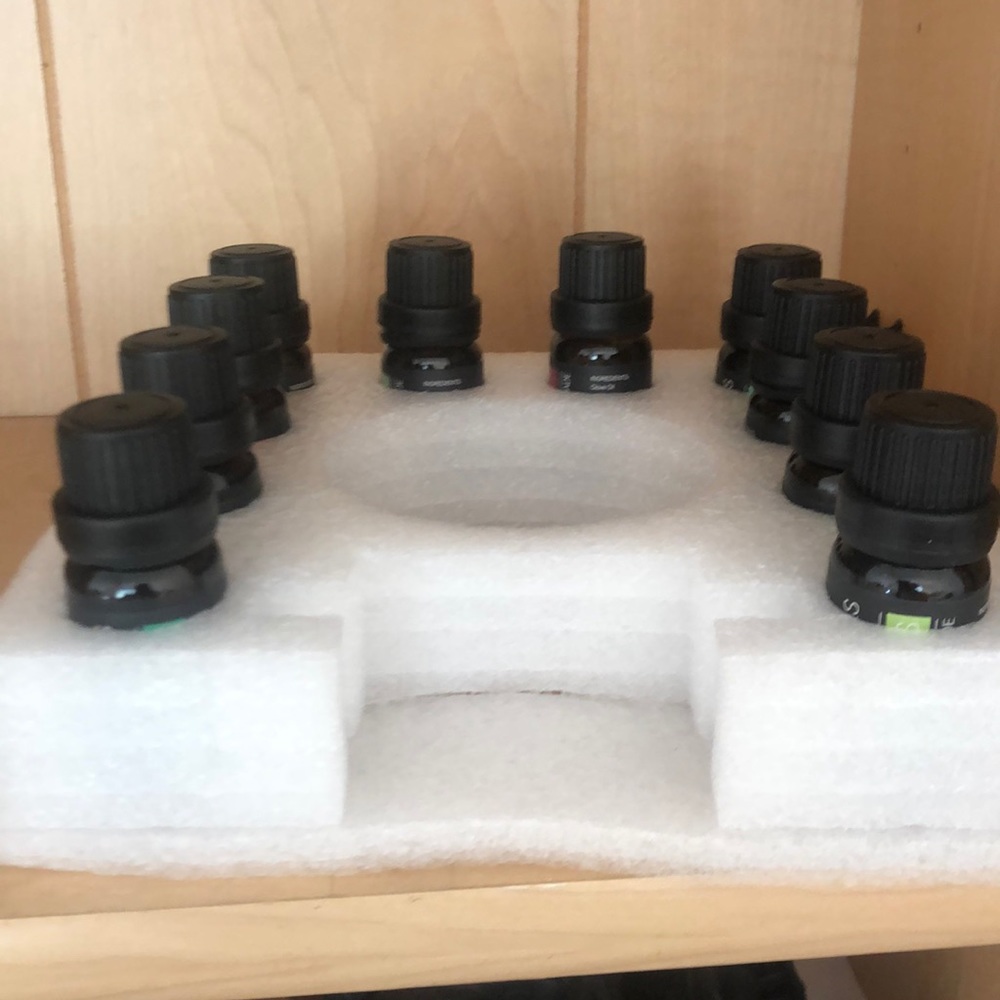 Pack of essential oils